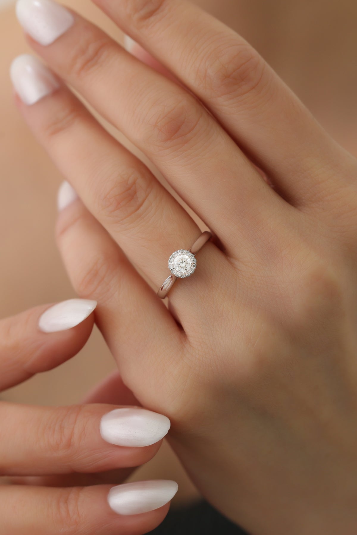 INEL DE LOGODNA LRY618 DIN AUR ALB 18K CU DIAMANT ROTUND - Bijuterii LA ROSA