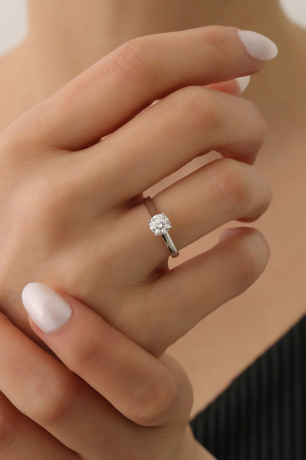 INEL DE LOGODNA LRY621 DIN AUR ALB 18K CU DIAMANT ROTUND - Bijuterii LA ROSA