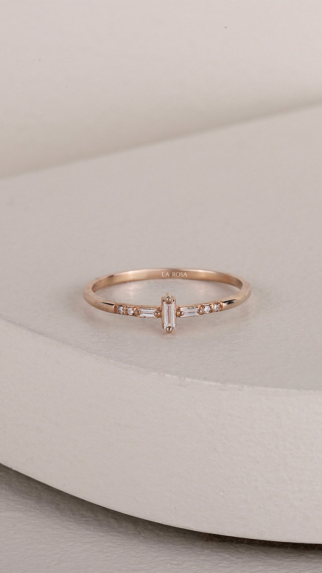 Inel HD0359R din aur roz 14k cu diamante bagheta - Bijuterii LA ROSA