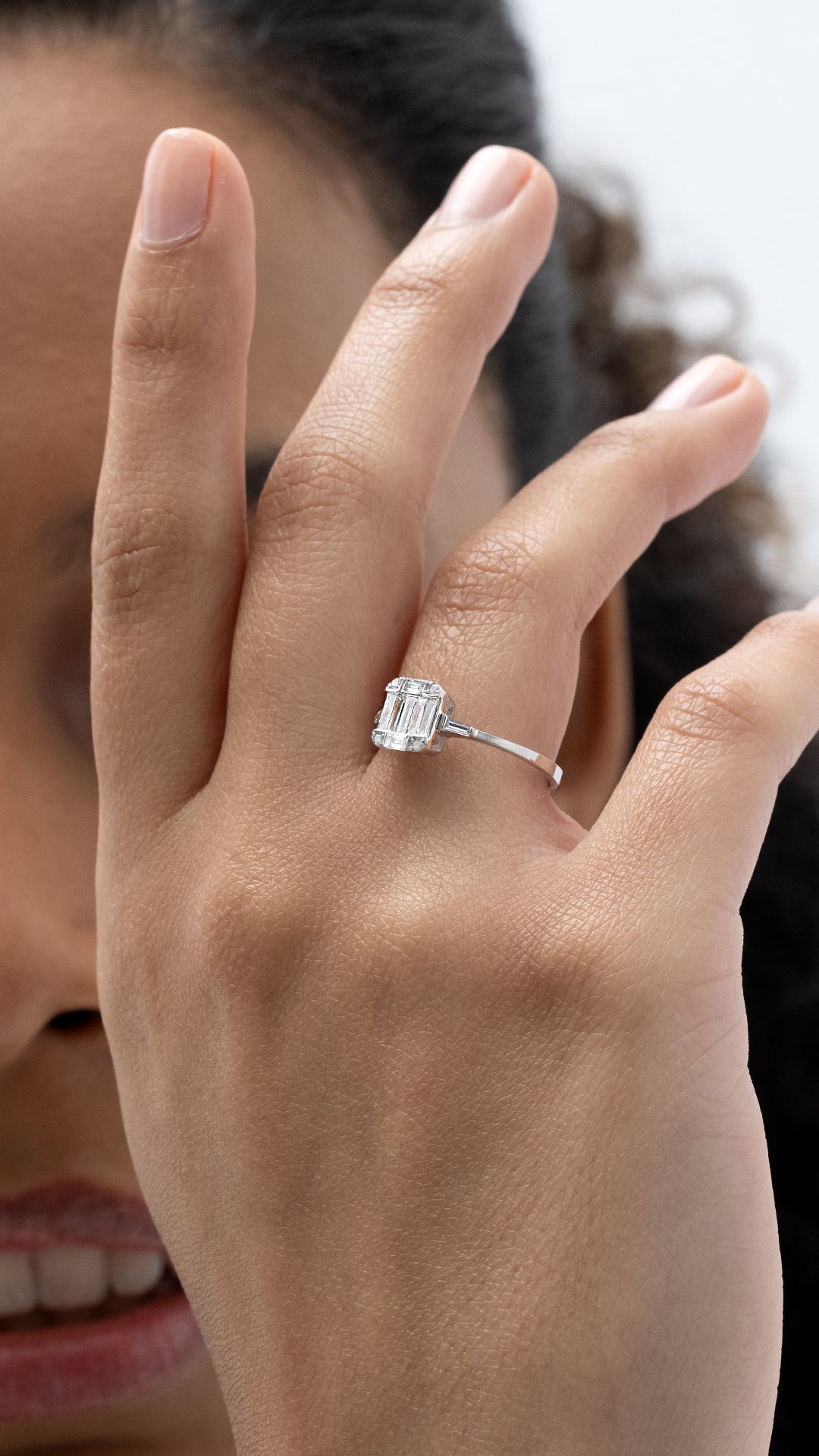 Inel MD35386 din aur alb 14k forma patrata cu diamante baguette - Bijuterii LA ROSA