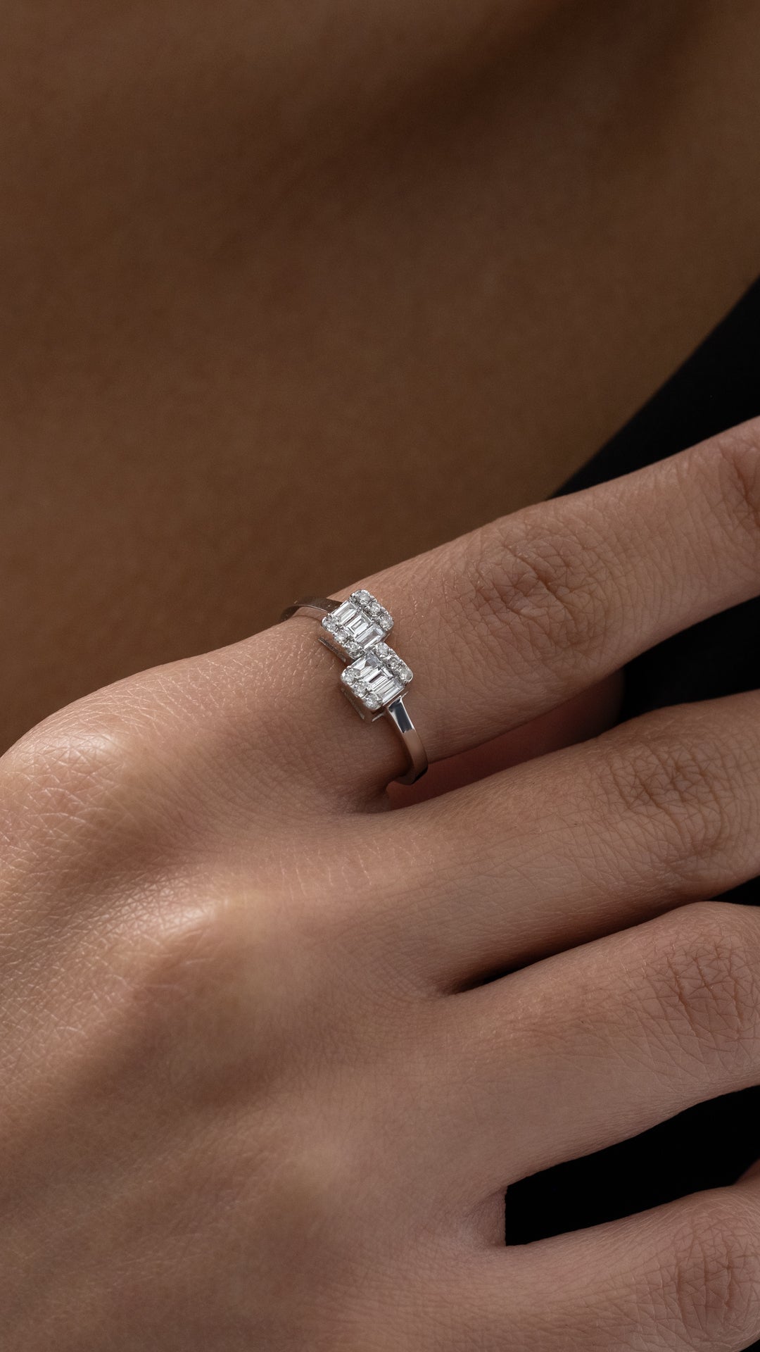 Inel MD39826 din aur alb 14k cu diamante baguette - Bijuterii LA ROSA