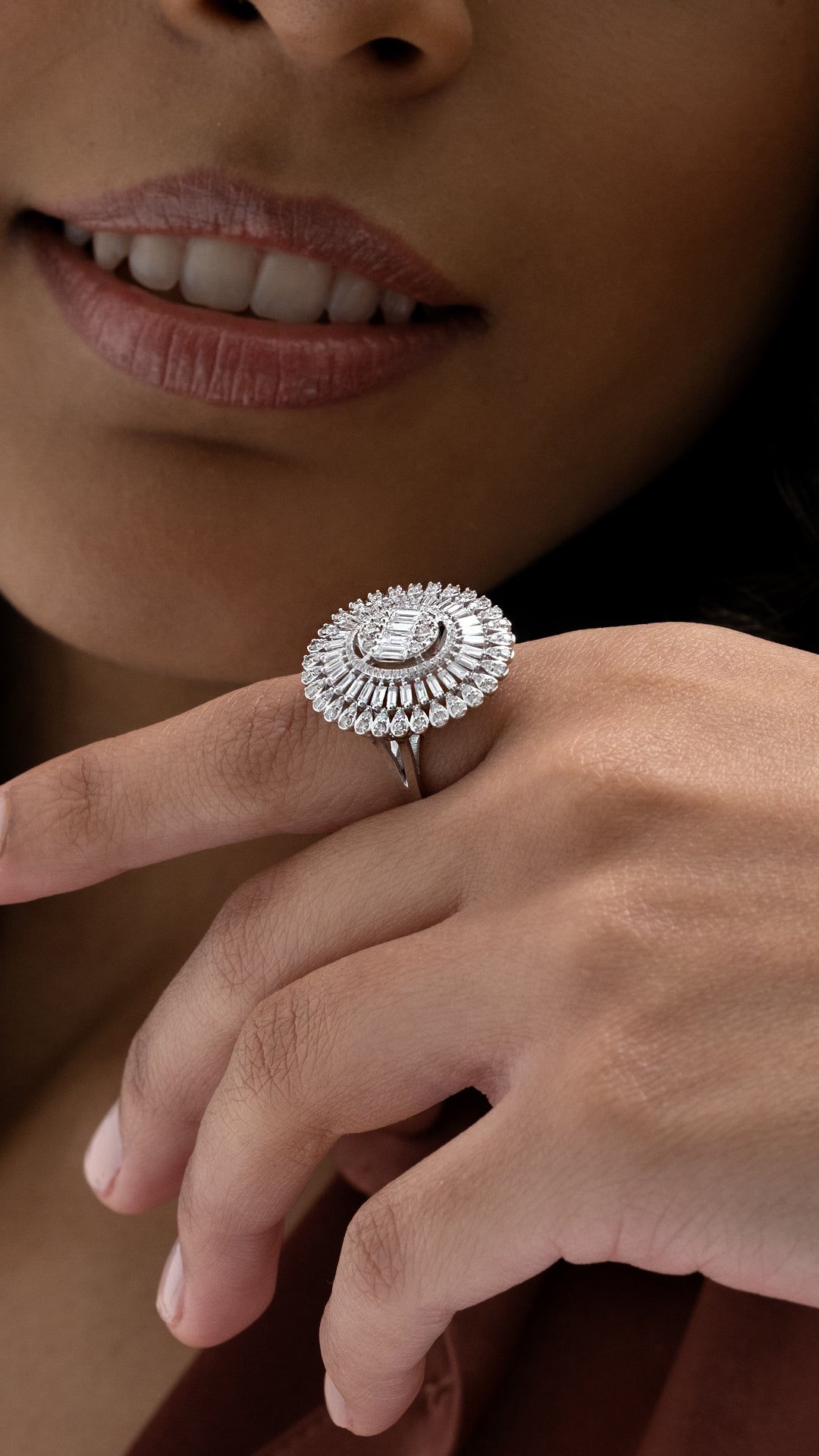 Inel MD41213 din aur alb 14k forma floare cu diamante baguette - Bijuterii LA ROSA