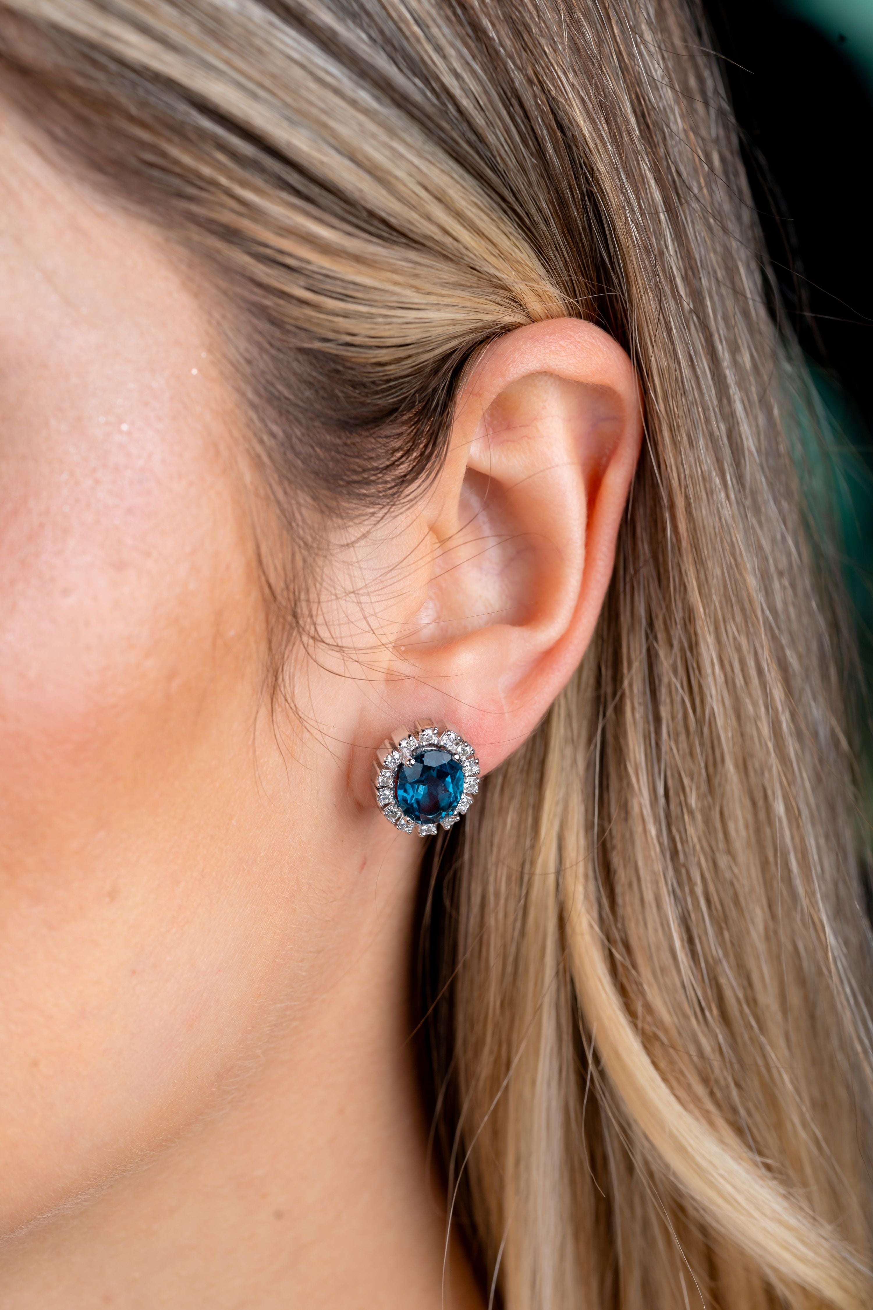 Cercei LDE4004 din aur alb 14k cu london blue topaz 6.15ct si diamante naturale 0.70ct