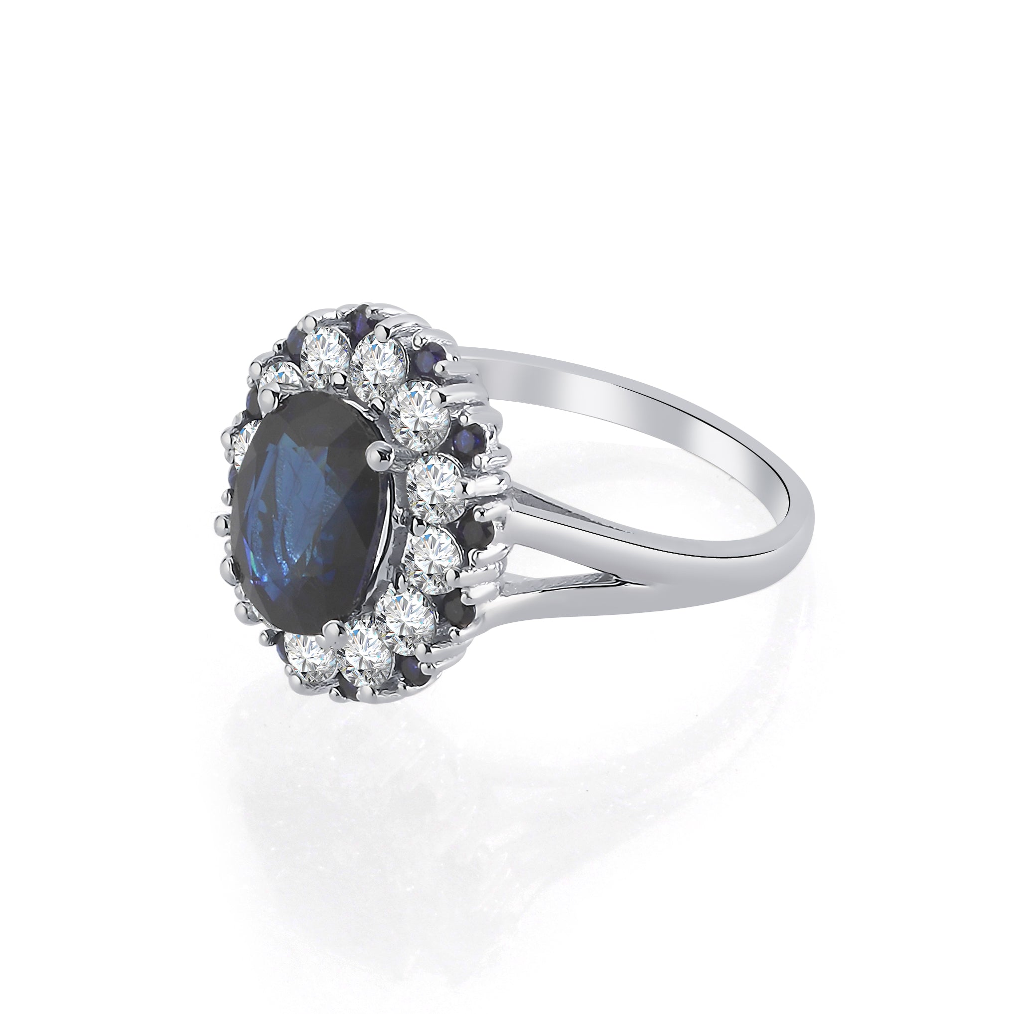 Inel LRSR504 aur alb 18k cu safir oval 2.31ct si diamante naturale 0.73ct