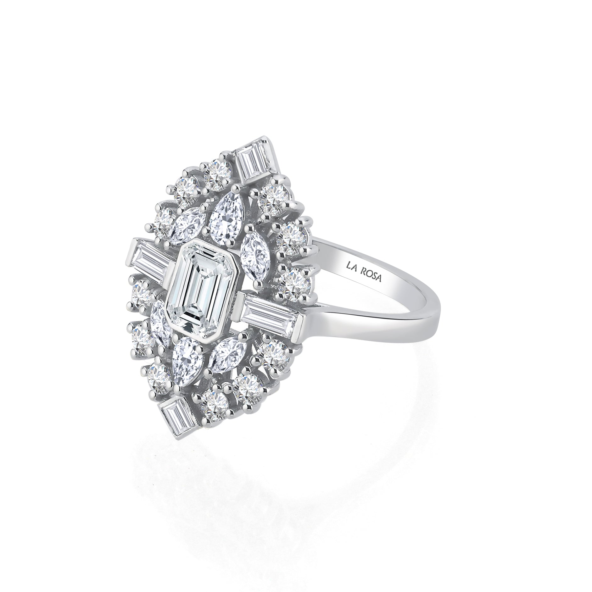 Inel LRSR521 aur alb 18k cu diamant natural baguette si diamante naturale