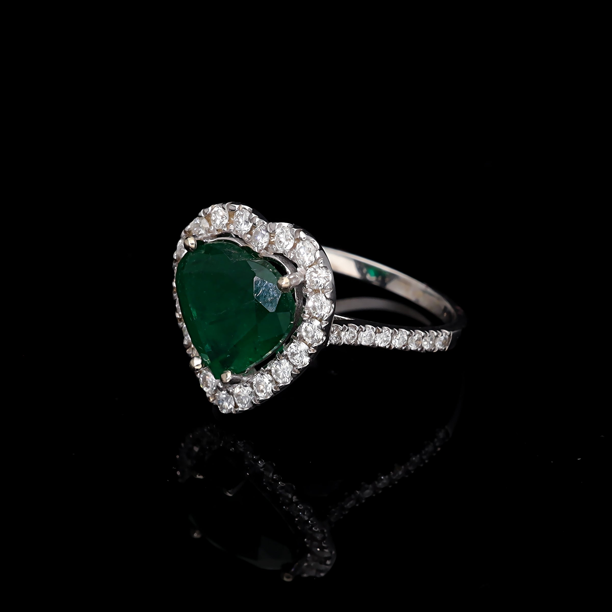 Inel LRSR530 aur alb 18k cu smarald 2.87ct si diamante naturale 0.56ct