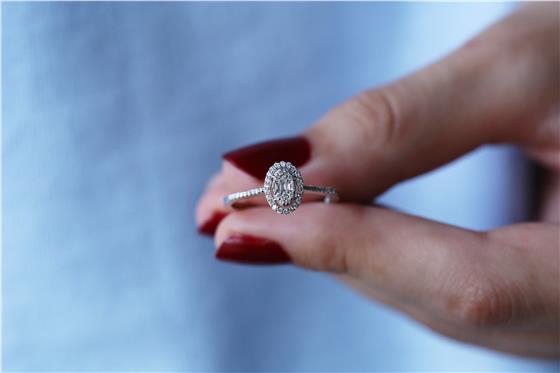 Inel R003307 din aur alb 14k cu diamante - Bijuterii LA ROSA