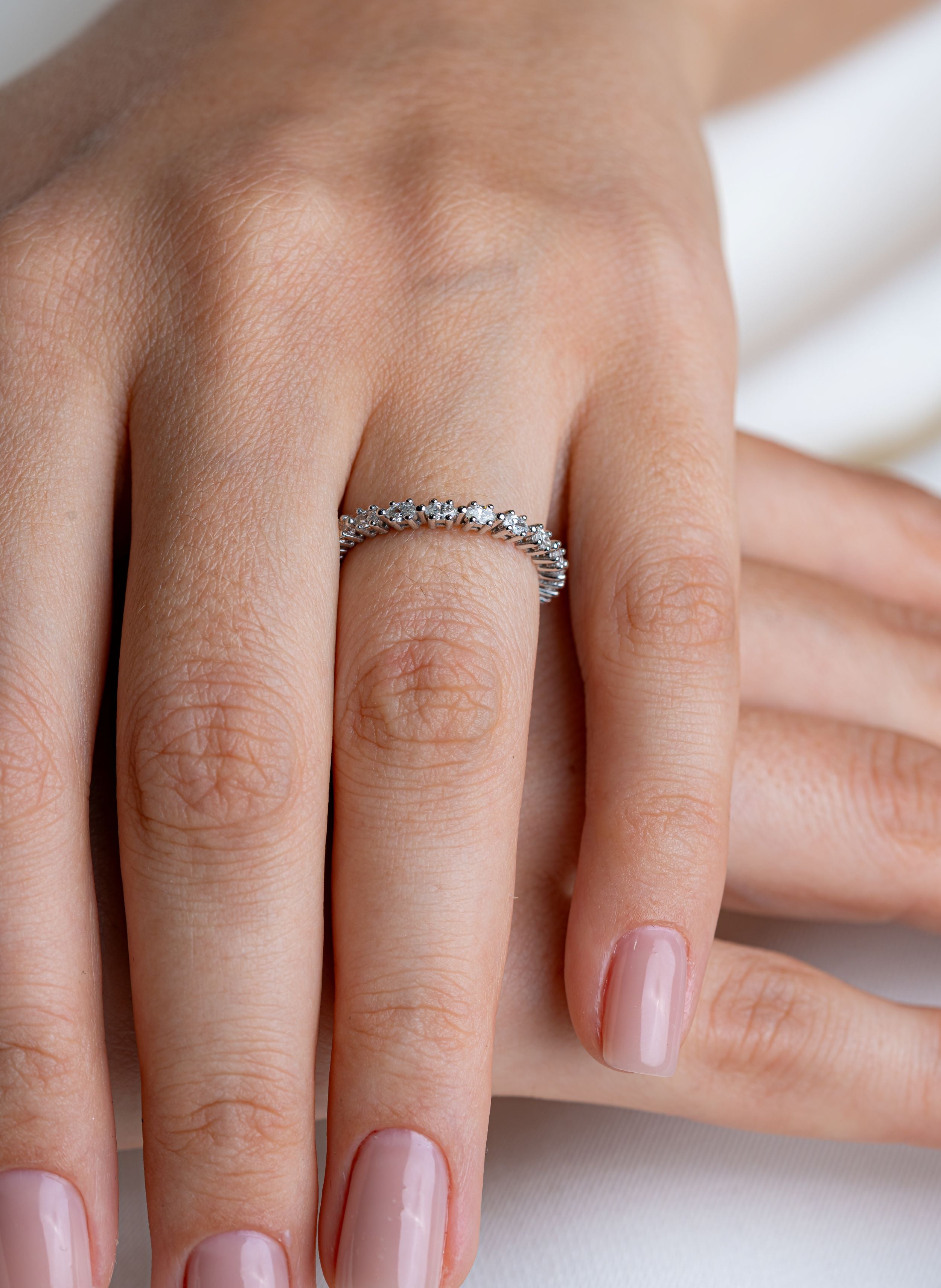 Inel Eternity R004321 din Aur Alb 14K cu Diamante Naturale
