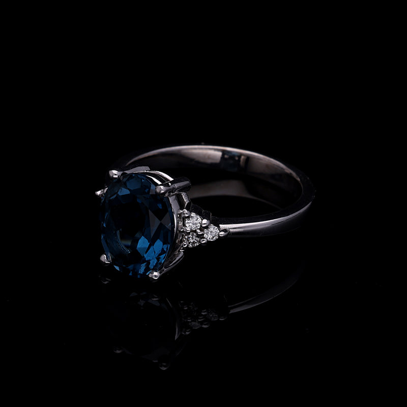 Inel de logodna LDR4007 din aur alb 14K cu diamante si topaz albastru - Bijuterii LA ROSA