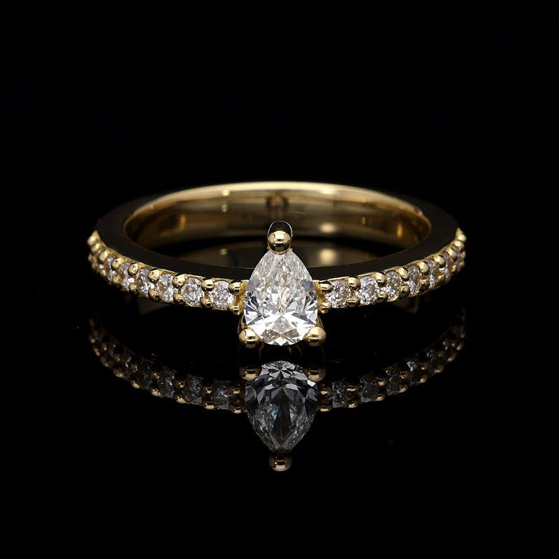 Inel de logodnă LRY005 din aur galben 18K  cu diamant Pear Cut - Bijuterii LA ROSA