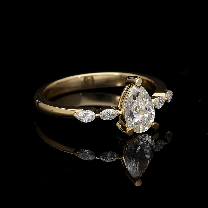 Inel de Logodna LRY004 din aur galben 18k cu diamant pear cut - Bijuterii LA ROSA