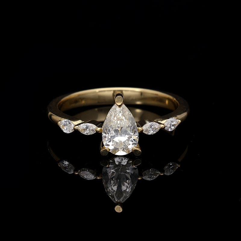 Inel de Logodna LRY004 din aur galben 18k cu diamant pear cut - Bijuterii LA ROSA
