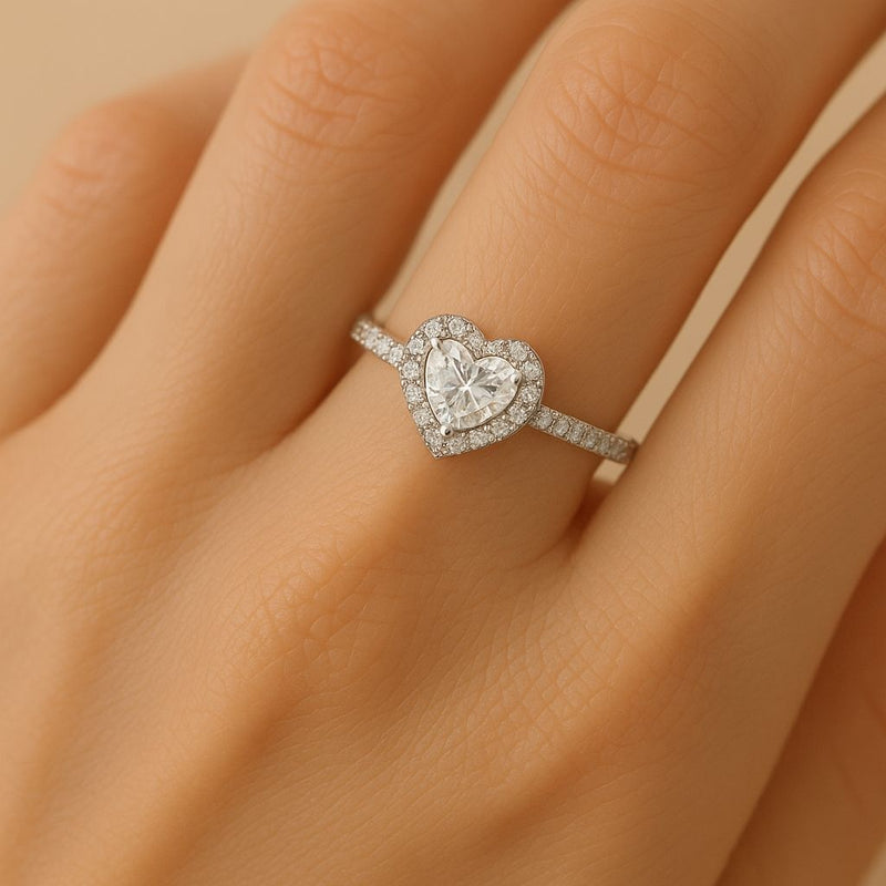 Inel LRY012 din aur alb 18k cu diamant heart shape