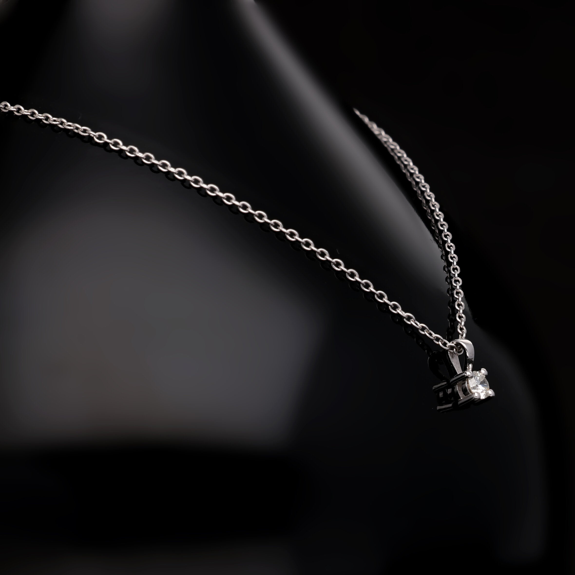 Colier TK0410M din aur alb 14k cu diamant - Bijuterii LA ROSA