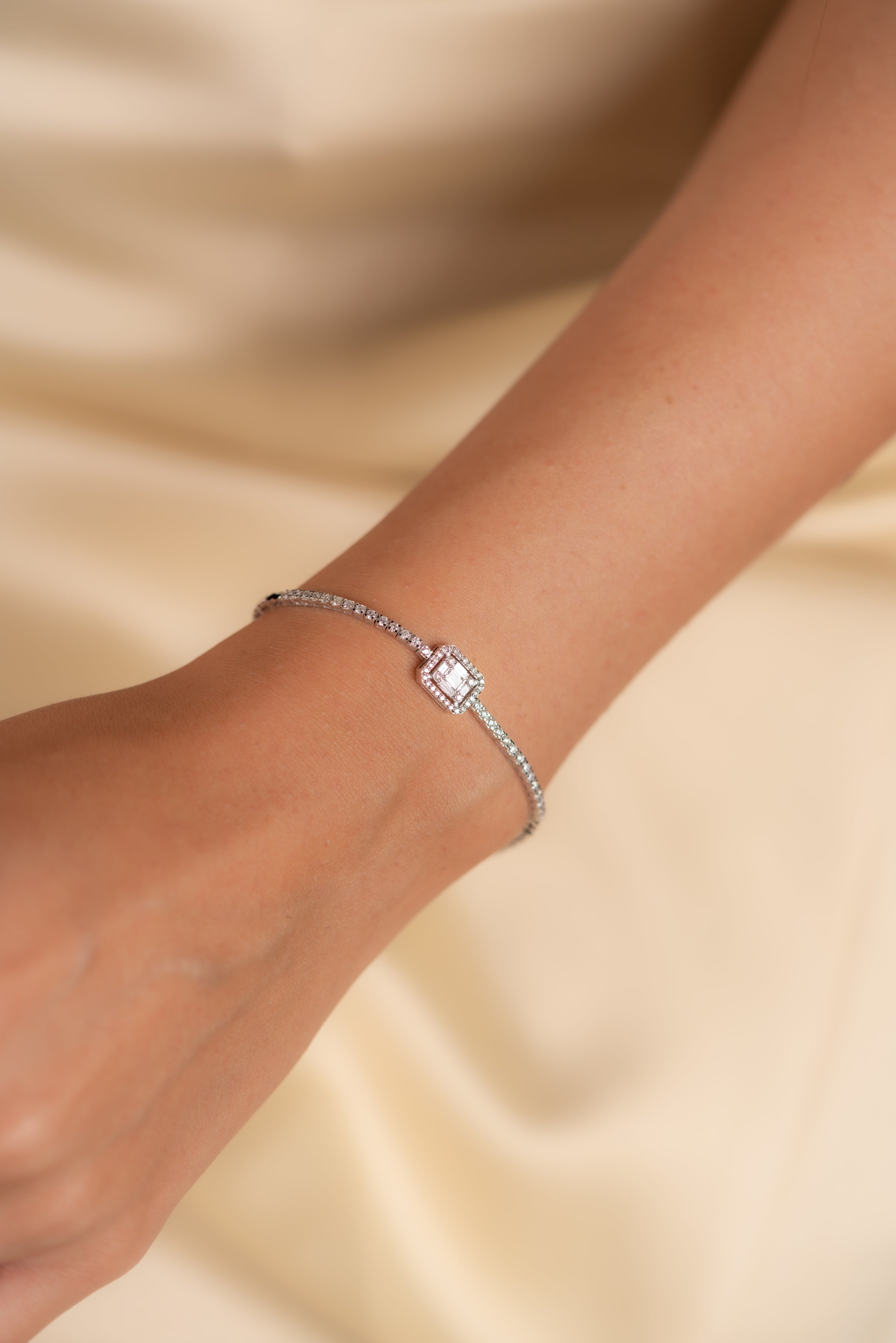BRATARA B000577 AUR ALB 14K CU DIAMANTE BAGHETA - Bijuterii LA ROSA