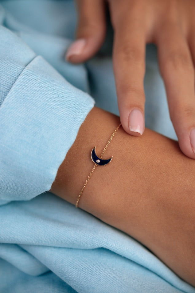 Bratara din aur roz de 18k cu diamant si email bleumarin semiluna - Bijuterii LA ROSA