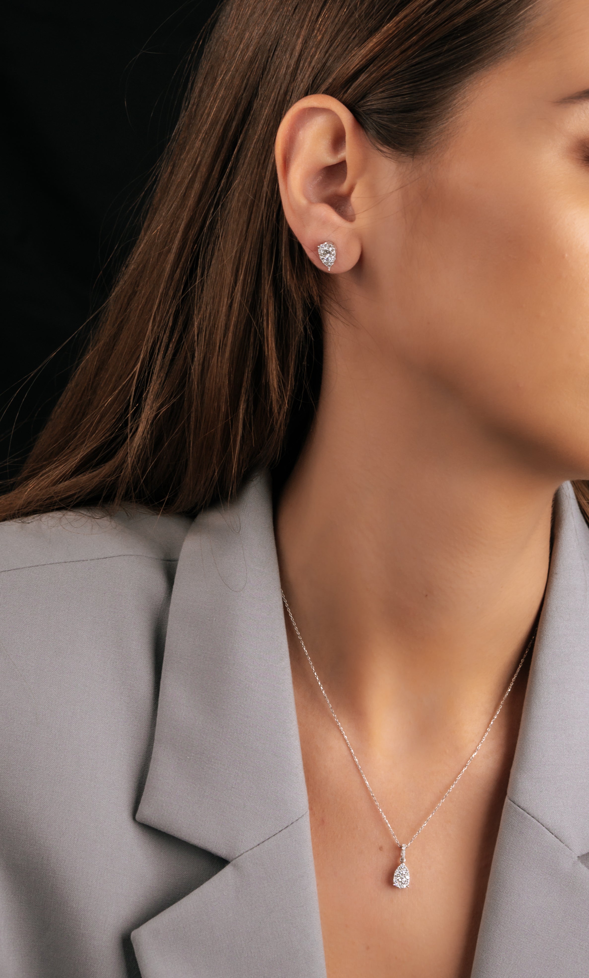 CERCEI E000688 DIN AUR ALB 14K FORMA  LACRIMA CU DIAMANTE - Bijuterii LA ROSA - Verighete si Inele de Logodna, bijuterii cu diamante