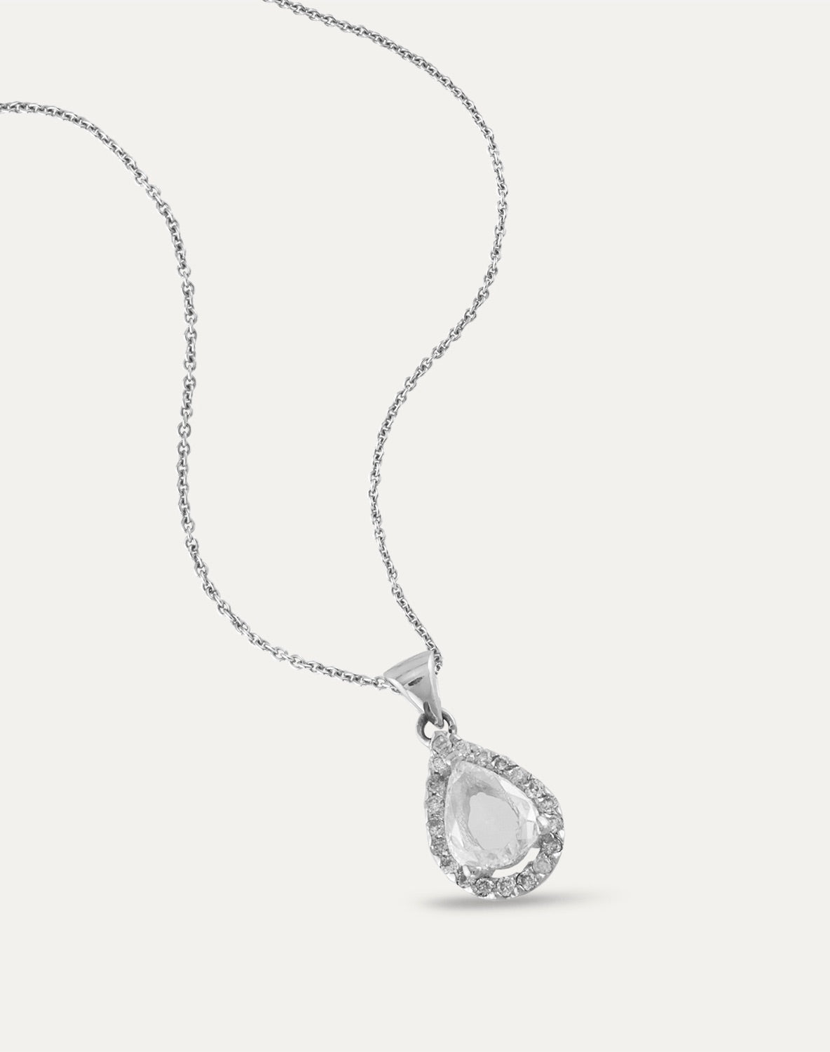COLIER P000010 DIN AUR ALB 18K FORMA LACRIMA CU DIAMANTE - Bijuterii LA ROSA