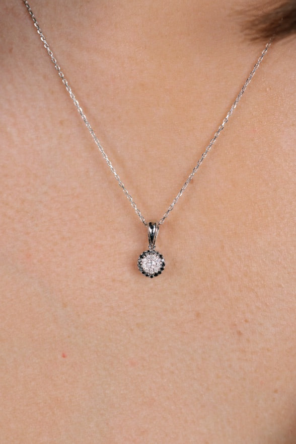 Colier LDNA0361 din aur alb 14k cu diamante albe si negre forma rotunda - Bijuterii LA ROSA