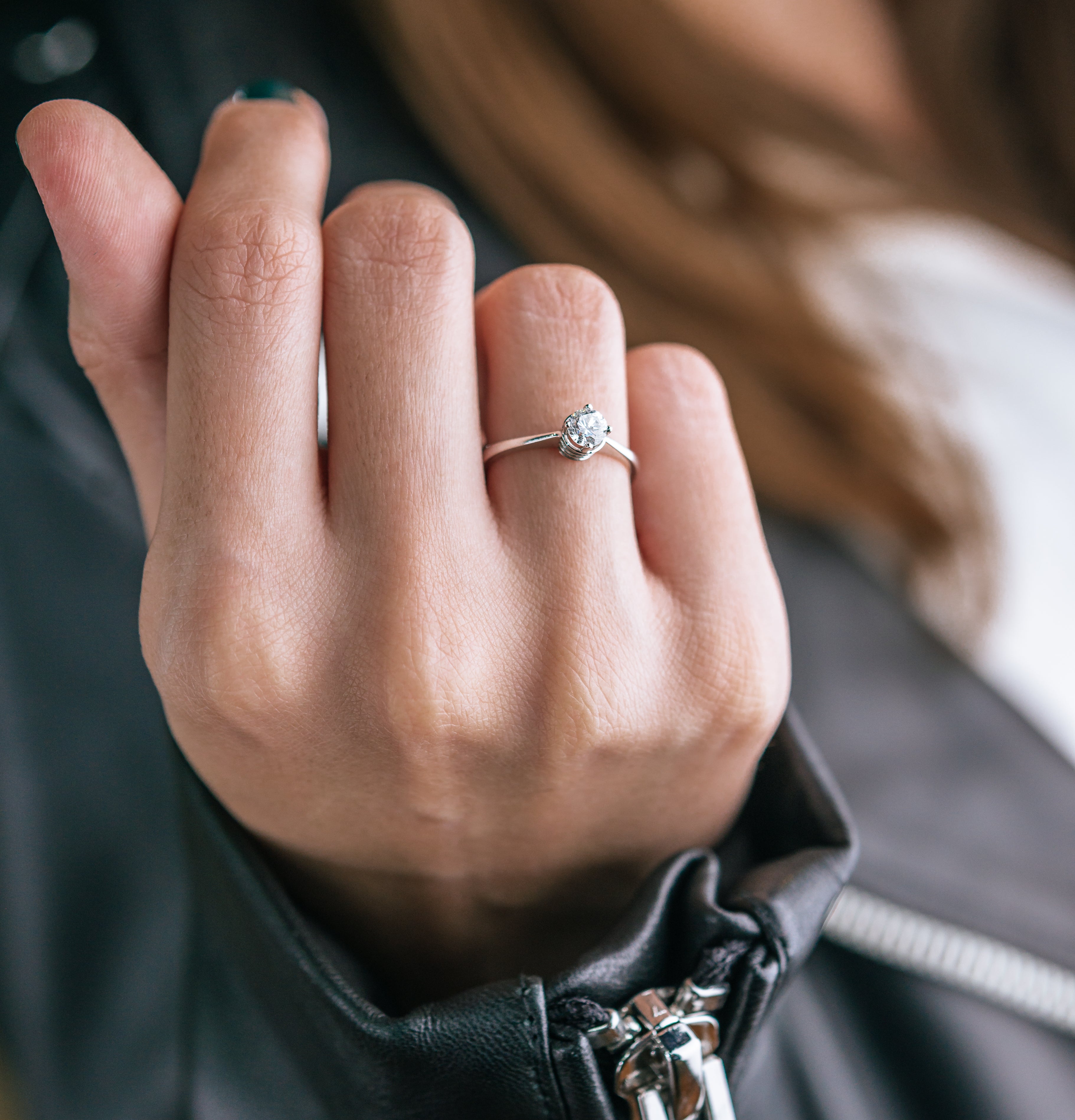 INEL DE LOGODNA LDR1037 DIN AUR ALB 18K CU DIAMANT - Bijuterii LA ROSA