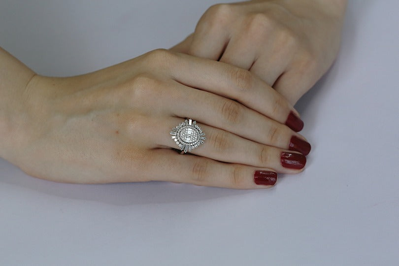 INEL R002663 DIN AUR ALB 14K FORMA STEA CU DIAMANTE - Bijuterii LA ROSA - Verighete si Inele de Logodna, bijuterii cu diamante