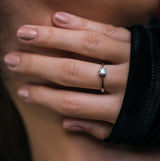 Inel de logodna LRY147 din platina cu diamant - Bijuterii LA ROSA
