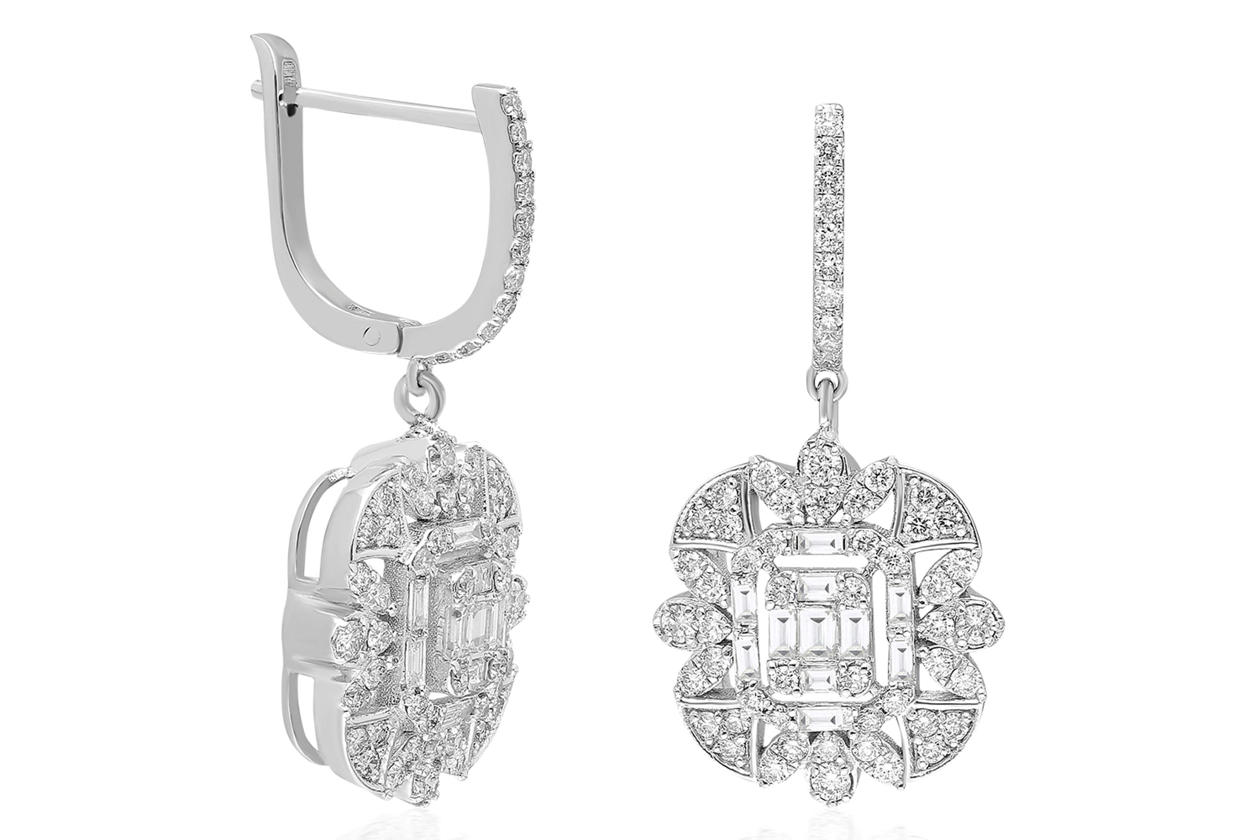 #cercei #cerceidama #giacertified #diamante #cerceidiamante #inchideretiplatchback #cerceidemireasa #cerceibaguette #diamantebaguette #cerceinunta #formapatrata