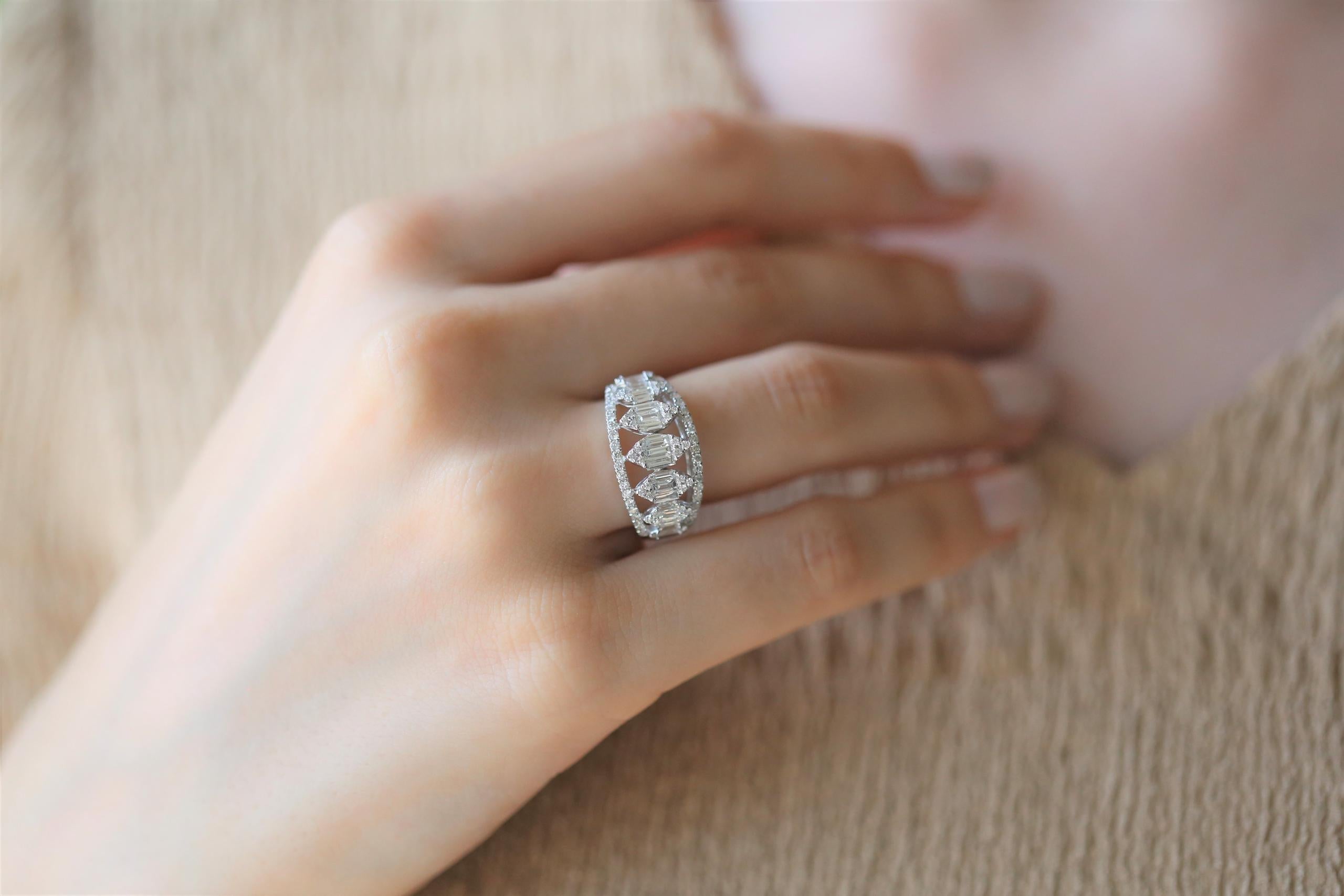 INEL R003160 DIN AUR ALB 14K  CU DIAMANTE - Bijuterii LA ROSA - Verighete si Inele de Logodna, bijuterii cu diamante