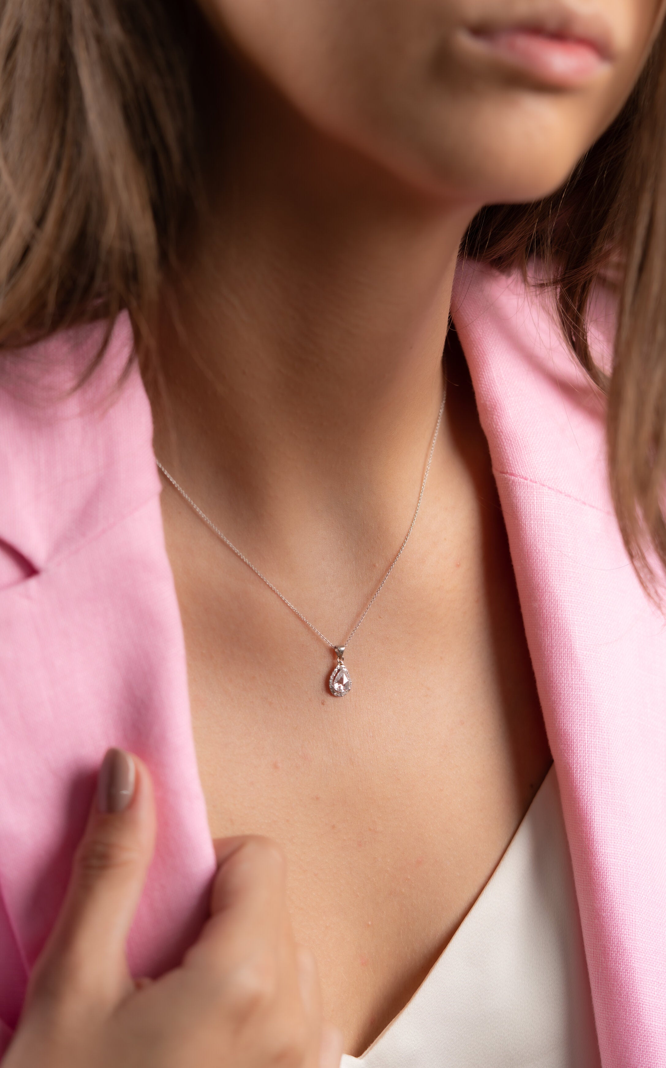 COLIER P000010 DIN AUR ALB 18K FORMA LACRIMA CU DIAMANTE - Bijuterii LA ROSA