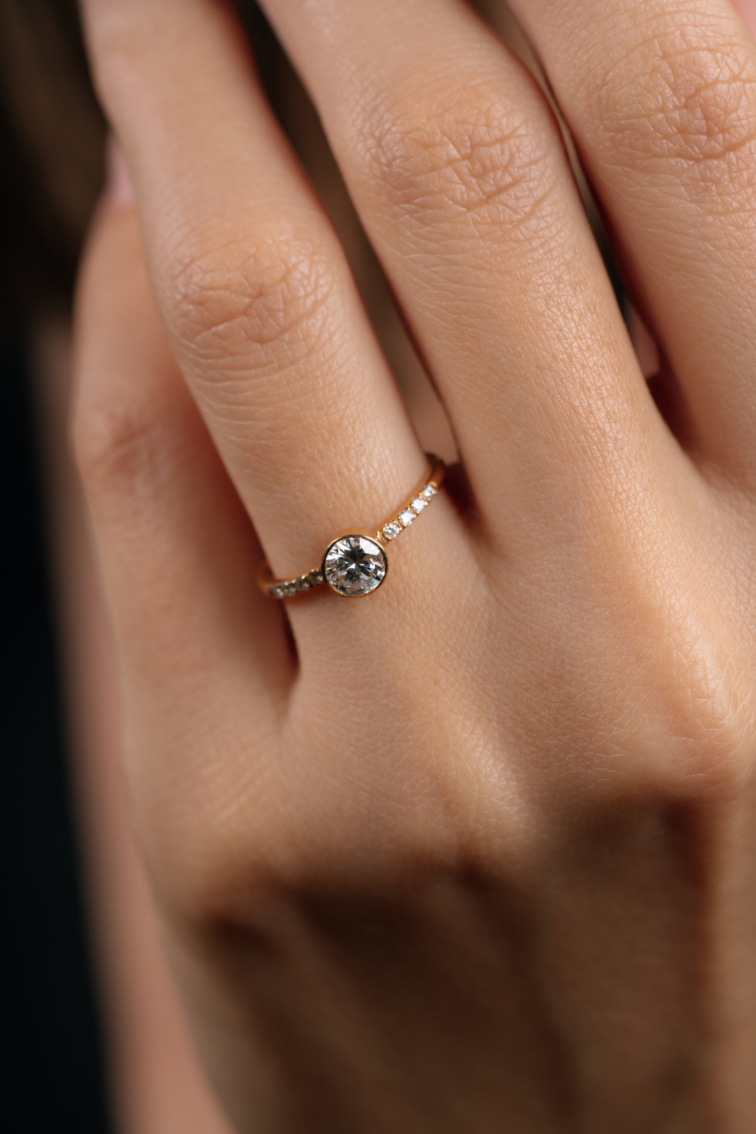 Inel de logodna 047 ELITE din aur galben 18k cu diamante - Bijuterii LA ROSA