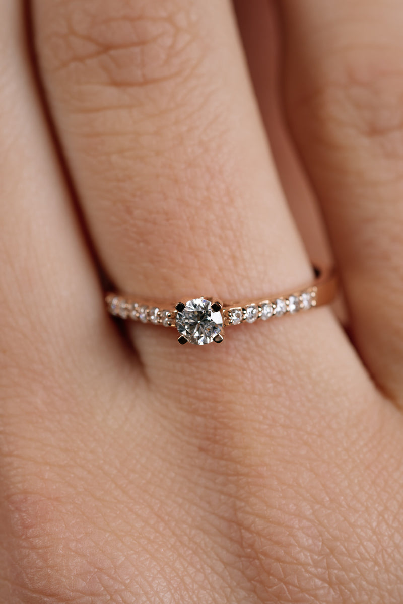 Inel de logodna LDR0203 din aur roz 18k cu diamante - Bijuterii LA ROSA - Verighete si Inele de Logodna, bijuterii cu diamante