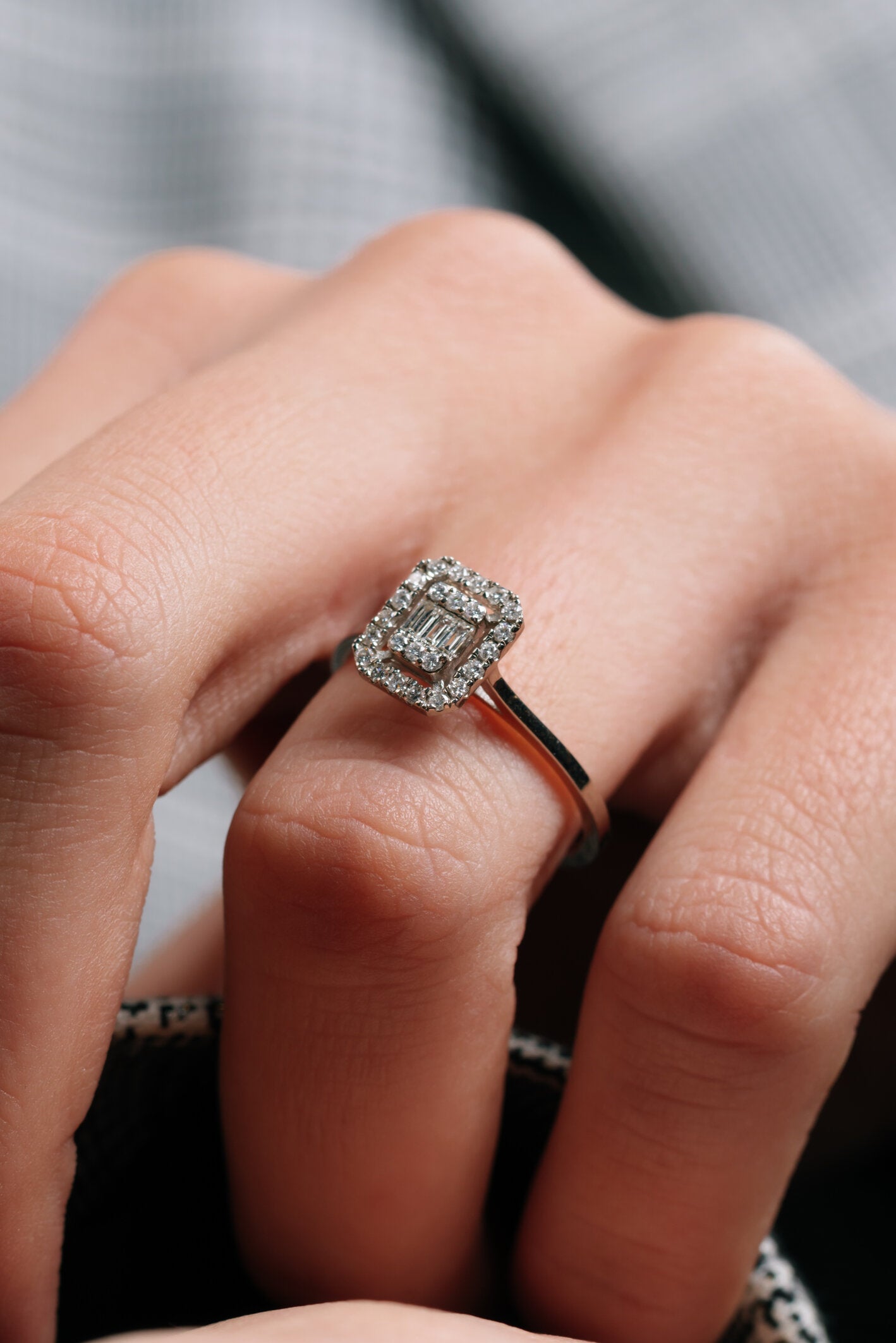 INEL R003840 DIN AUR ALB 14K FORMA DREPTUNGHI CU DIAMANTE - Bijuterii LA ROSA