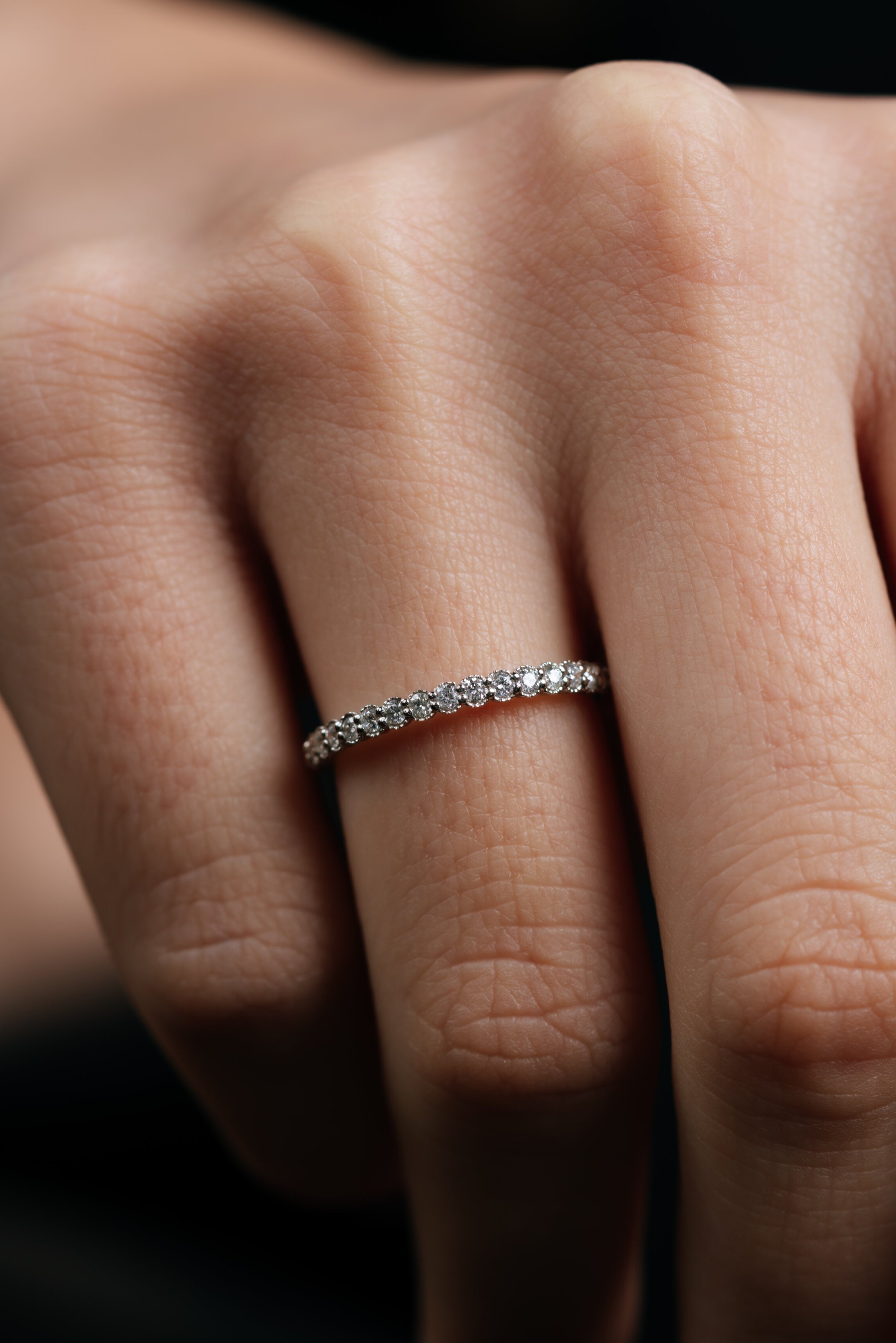 INEL R004242 DIN AUR ALB 14K FORMA ROTUNDA CU DIAMANTE - Bijuterii LA ROSA