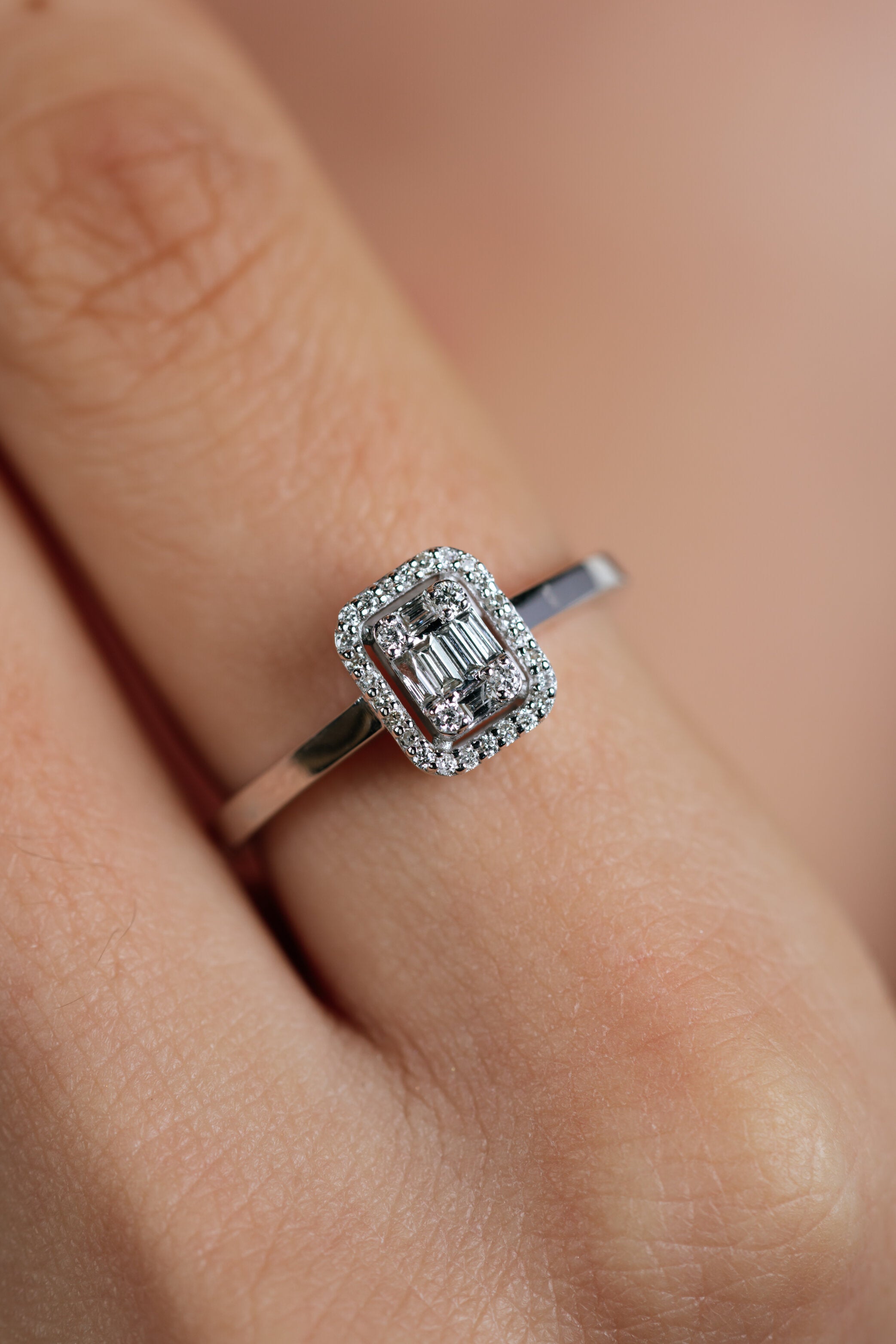 INEL R004798 DIN AUR ALB 14K FORMA DREPTUNGHI CU DIAMANTE - Bijuterii LA ROSA
